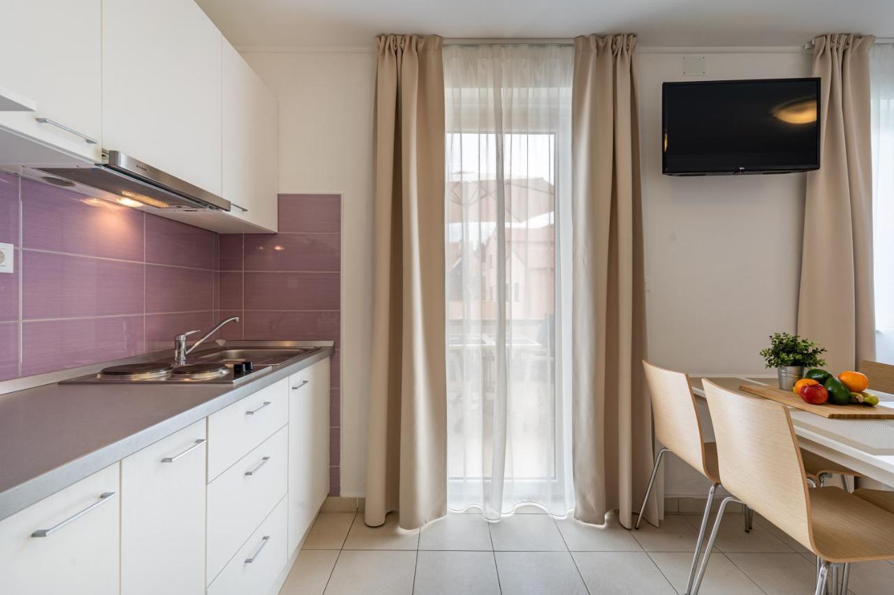 Apartments Dolac Nerezine Exterior photo